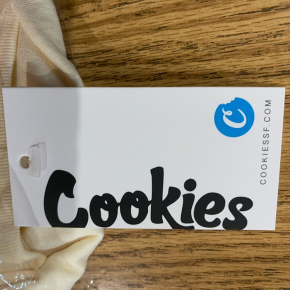 Cookies Powezzzup Cereal Milk cream t-shirt size XL 💥💥💥💥💥💥💥💥💥💥💥💥. - Picture 1 of 8